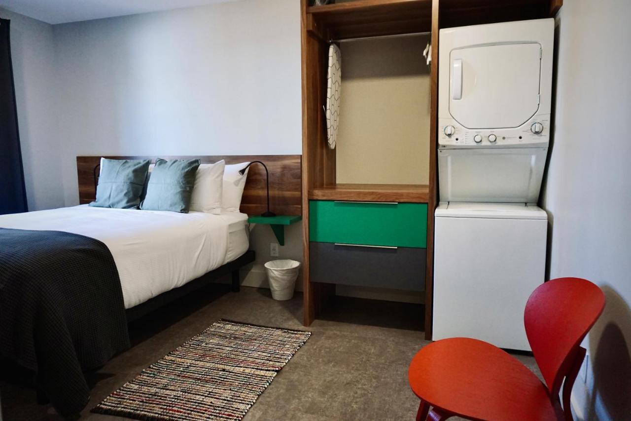Morel Executive Suites Edmundston Extérieur photo