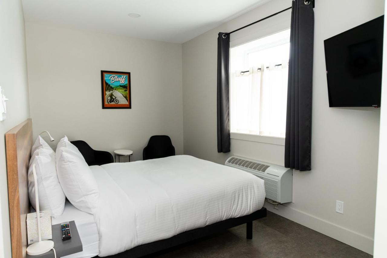 Morel Executive Suites Edmundston Extérieur photo